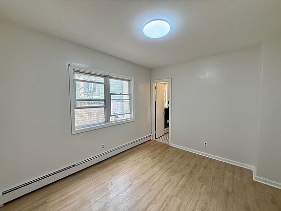 5th image of 30 Emerson Ave #2F