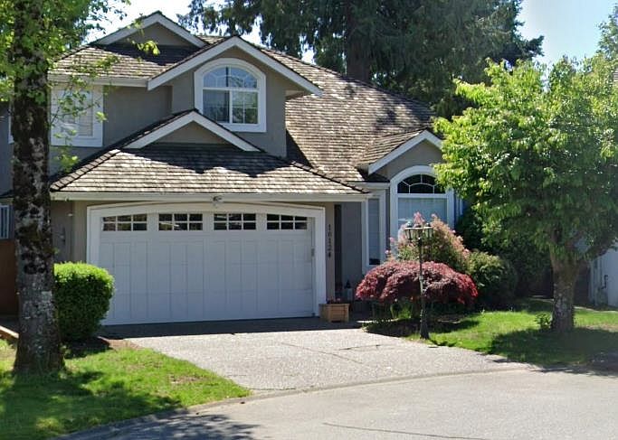 1st image of 16132 109a Ave