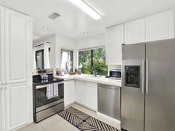 5th image of 26701 Quail Crk APT 229
