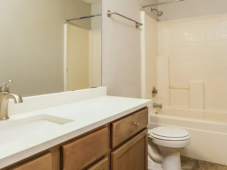 2864 Concho Trl — Photo 15