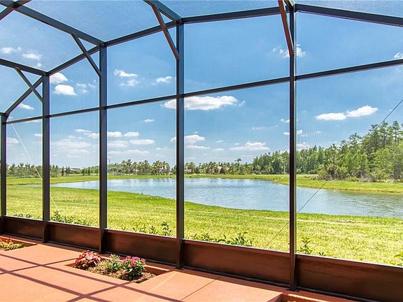 5th image of 367 Bella Cortina Dr