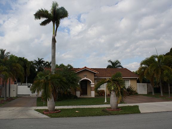 2nd image of 22240 SW 125th Ave