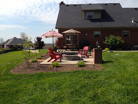 Dual Patio w/fire pit