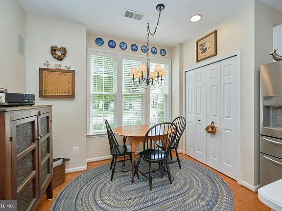 5th image of 13733 Heritage Valley Way
