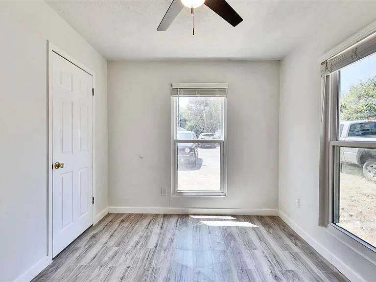 3462 Willowrun Dr #B — Photo 12
