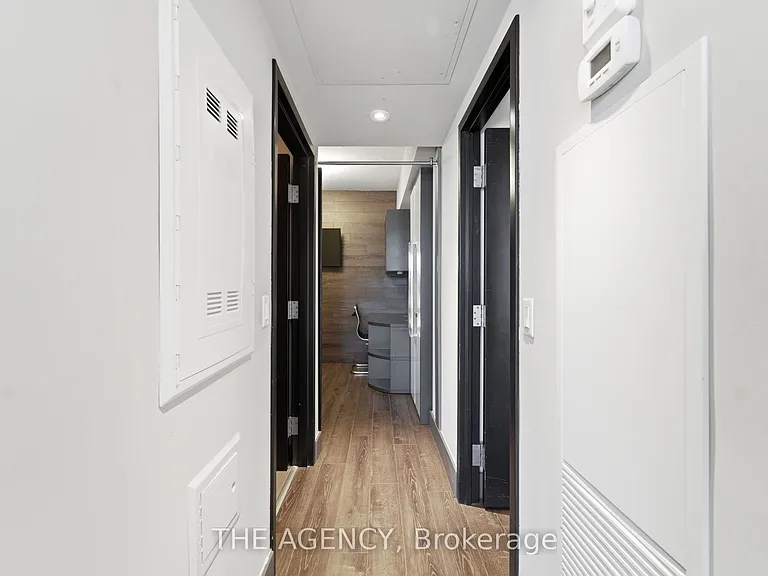 330 Phillip St — Photo 2