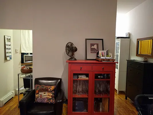 Rented by Yuco Management | media 17