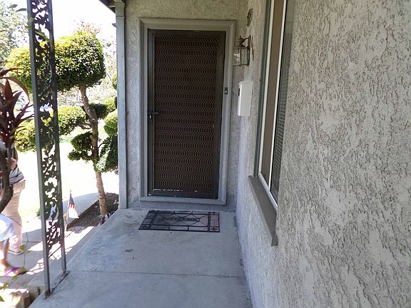 3rd image of 460 E 44th Cir
