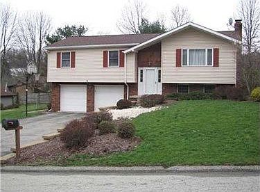 1st image of 907 Essex Dr
