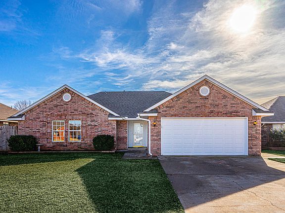 3rd image of 336 W Strasburg Way