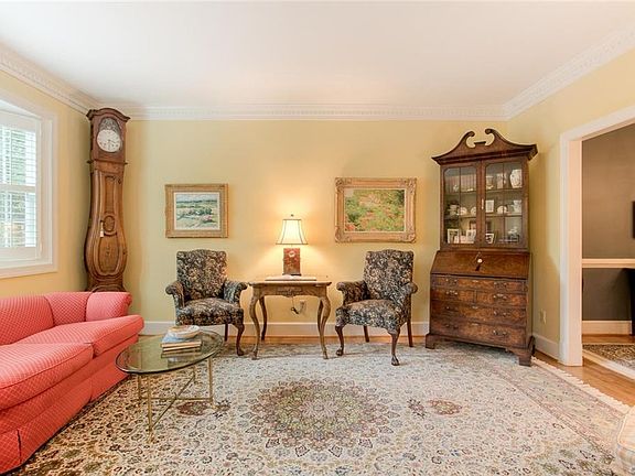 5th image of 509 Saint Albans Way