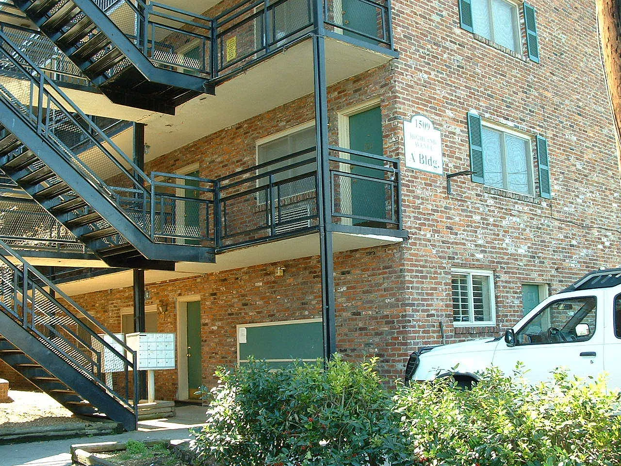 Waitlist for Aug2027Jul2028 Now Open! Renovated 1BR Condo | Off Campus Housing Near UTK — Photo 1