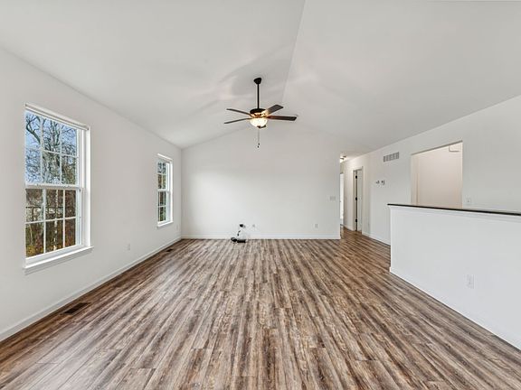 5th image of 3 Carolina Ct Unit 1