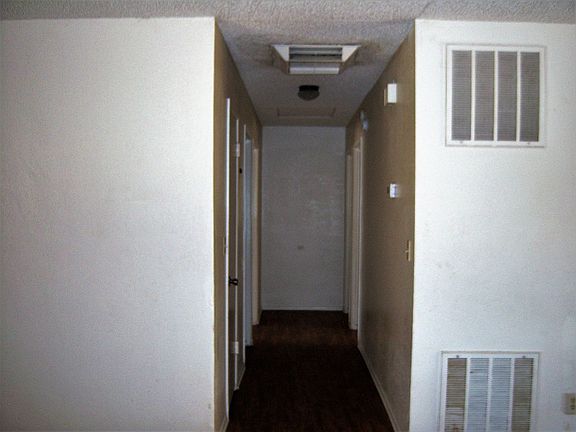 5th image of 7081 Barberry Ave