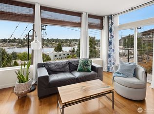 2960 Eastlake Ave E APT 313, Seattle, WA