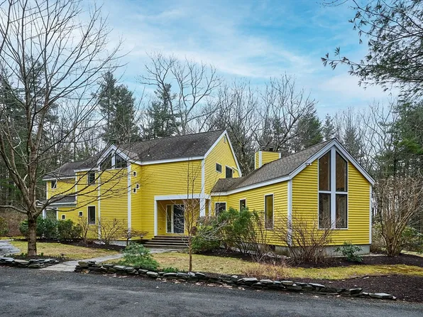33 Sojourner Way, Shutesbury, MA 01072