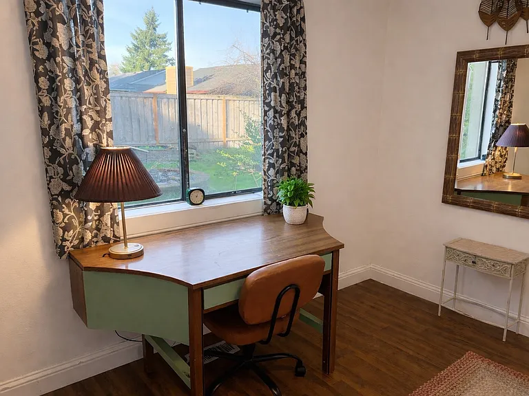 4402 NE Emerson St — Photo 5