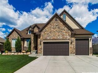 1281 S Santa Anita Dr, Kaysville, UT 84037