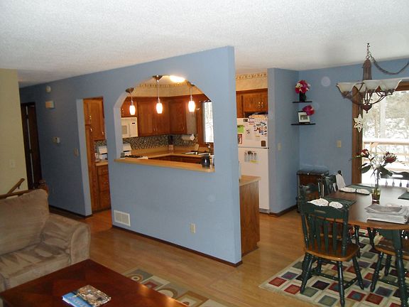Open living room, kitchen and dining area