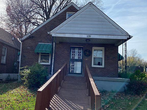2nd image of 1348 Earl Ave