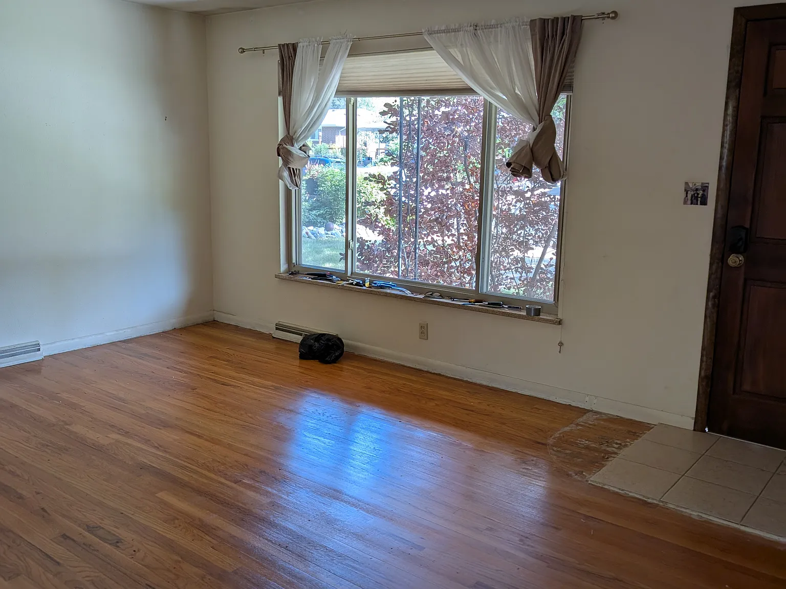 4 bed, 2000 sqft, $3,500 — Photo 4