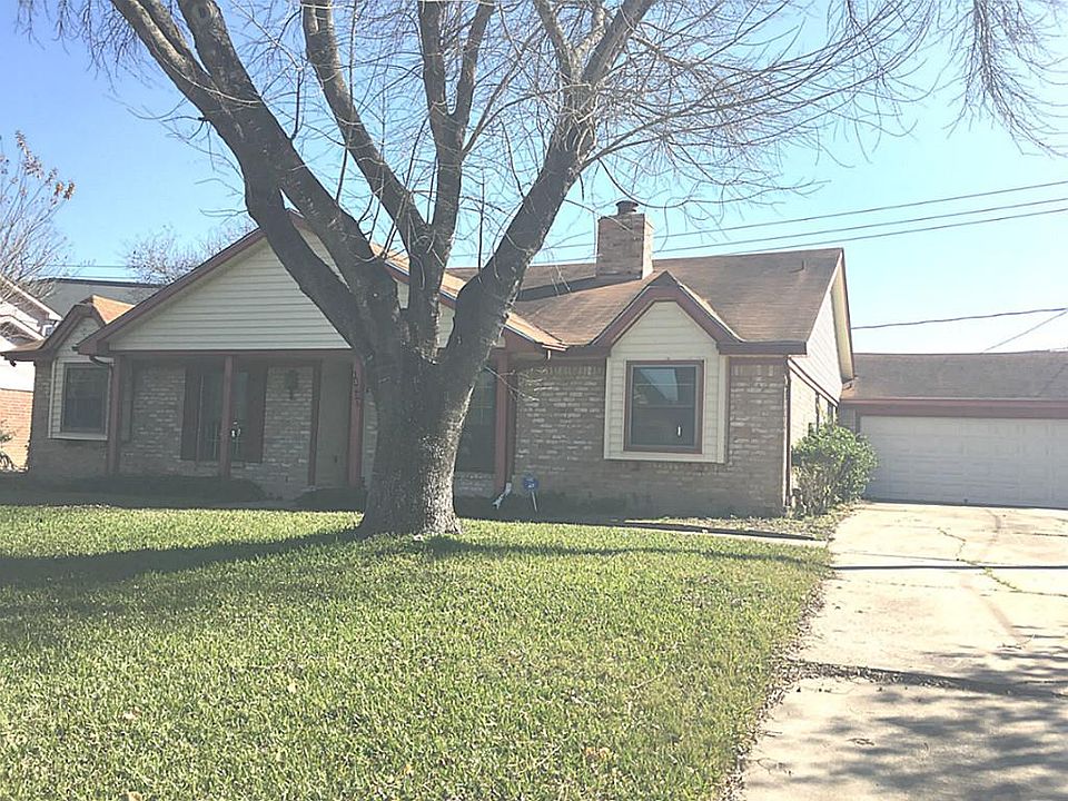 1st image of 13023 Venice Ln