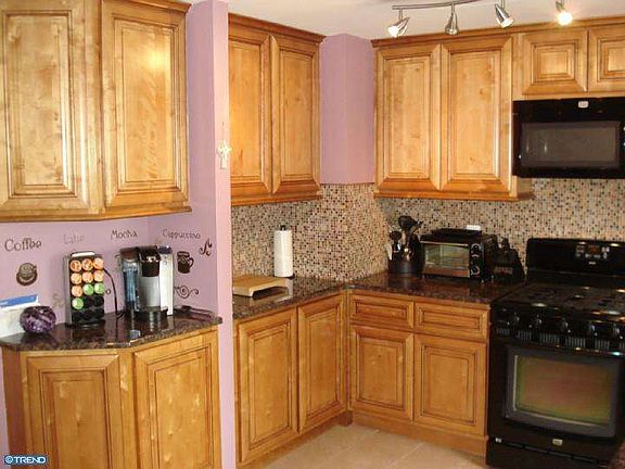 3rd image of 10937 Templeton Dr