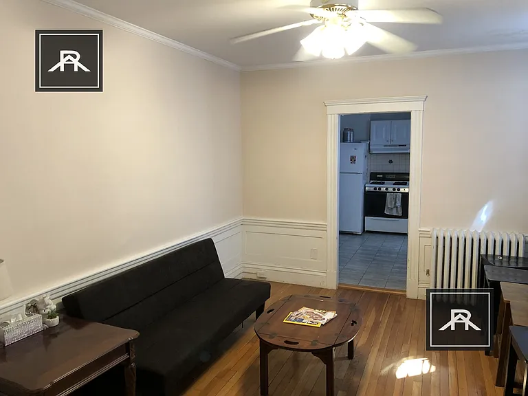 100 Strathmore Rd #2 — Photo 10