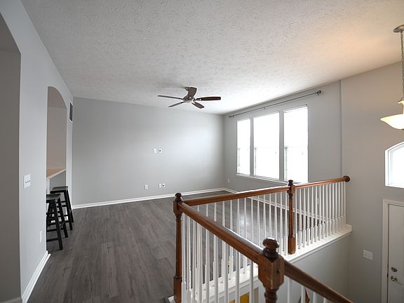 4th image of 12775 Tamworth Dr