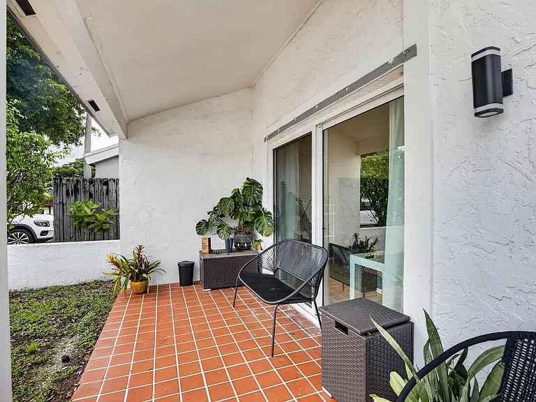 16709 SW 5th Ct — Photo 42