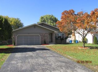 3500 Edward Dr, Crete, IL 60417