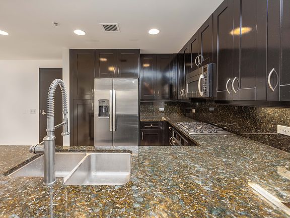 5th image of 7137 E Rancho Vista Dr Unit 5010