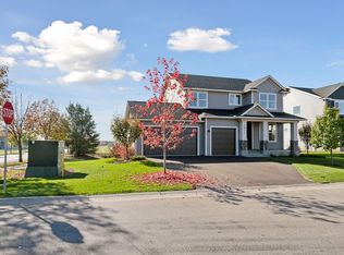 1811 Fallbrooke Dr, Hastings, MN 55033