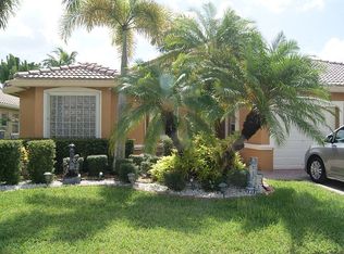 979 SW 190th Ave, Pembroke Pines, FL 33029