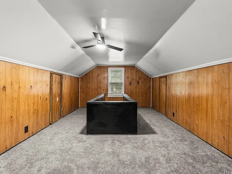 10609 Stratman St — Photo 11