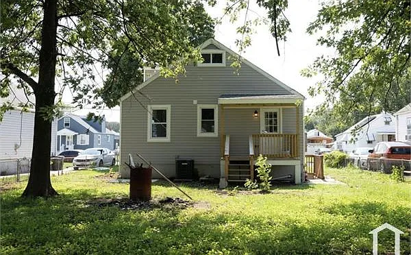 912 Martin Rd — Photo 9