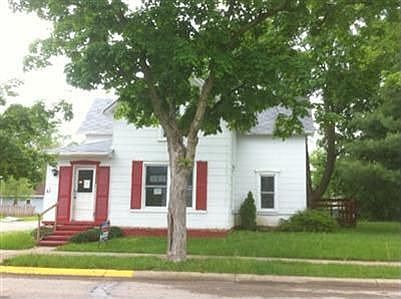 5th image of 301 N Church St