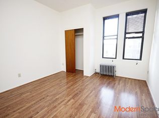 2573 37th St APT 1R, Astoria, NY 11103