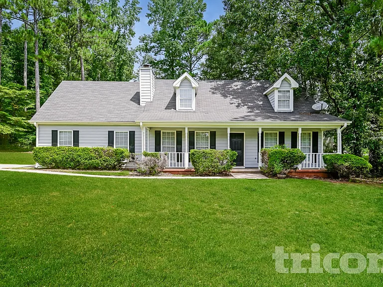 10 Cardinal Ct — Photo 1