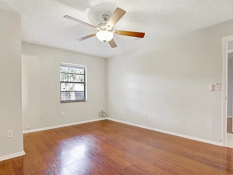 6319 S Church Ave — Photo 5