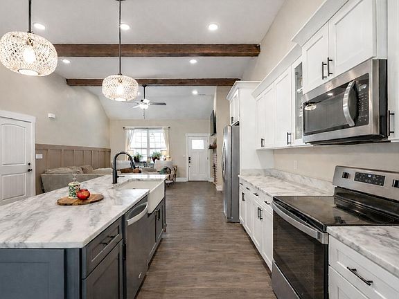 2nd image of 1909 Old Lafayette Rd