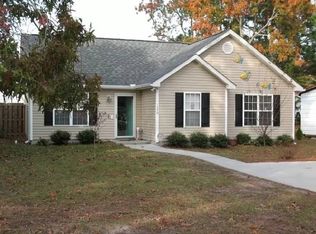 1099 Woodcrest Rd, Southport, NC 28461