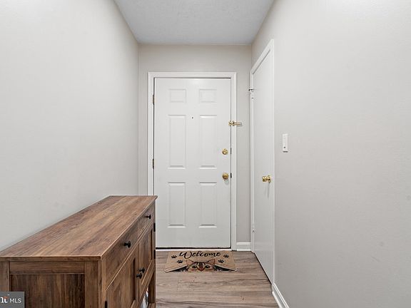 3rd image of 7730 Willow Point Dr #7730