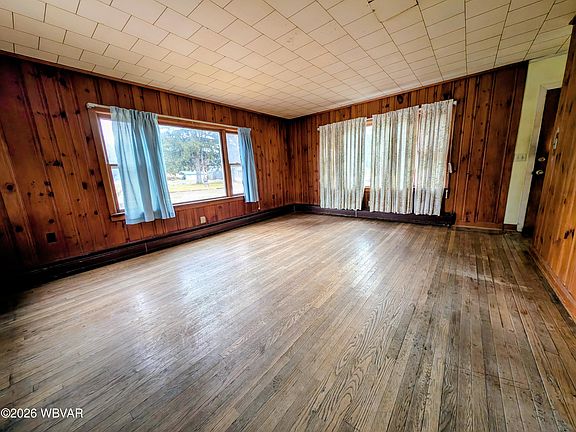 3rd image of 4749 Lycoming Creek Rd