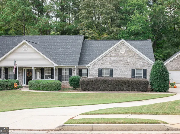 100 Harbin Trl, Locust Grove, GA 30248