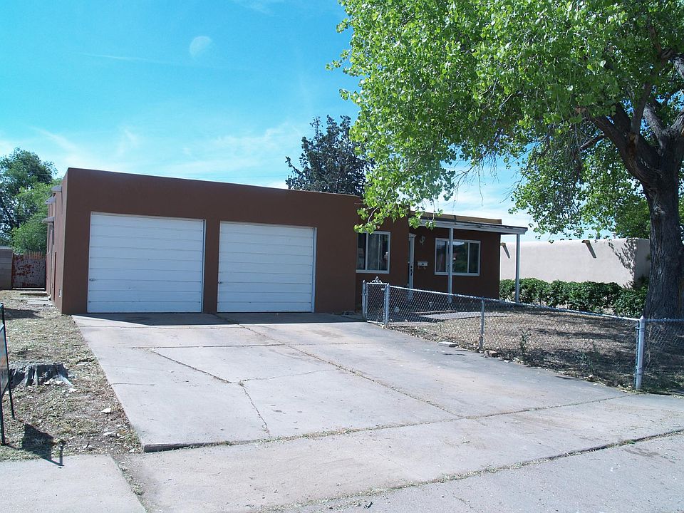 1st image of 3212 Louraine Cir