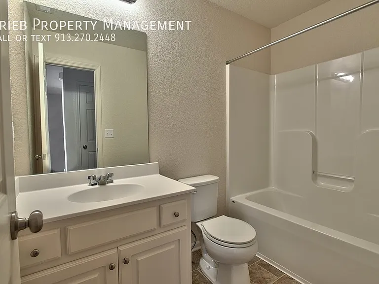 23417 W 87th Terrace Interior #24 — Photo 16