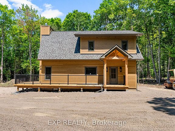 3rd image of 743 Lakewoods Dr