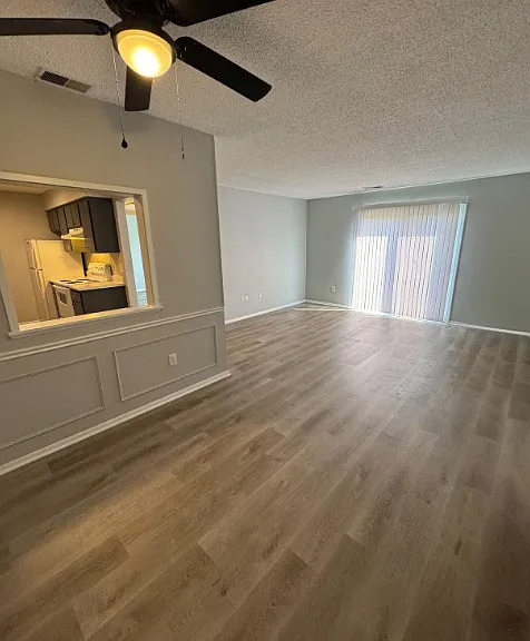 Quail Ridge Apartments — Photo 14