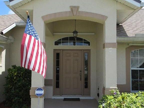 3rd image of 1945 Crane Creek Blvd